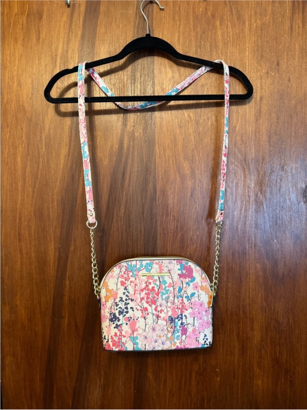 Steve Madden Floral Crossbody Purse with Gold Chain Strap